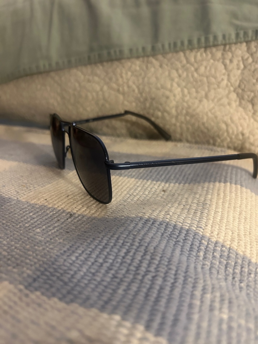 Nautica Men's Dark Blue Aviator Sunglasses